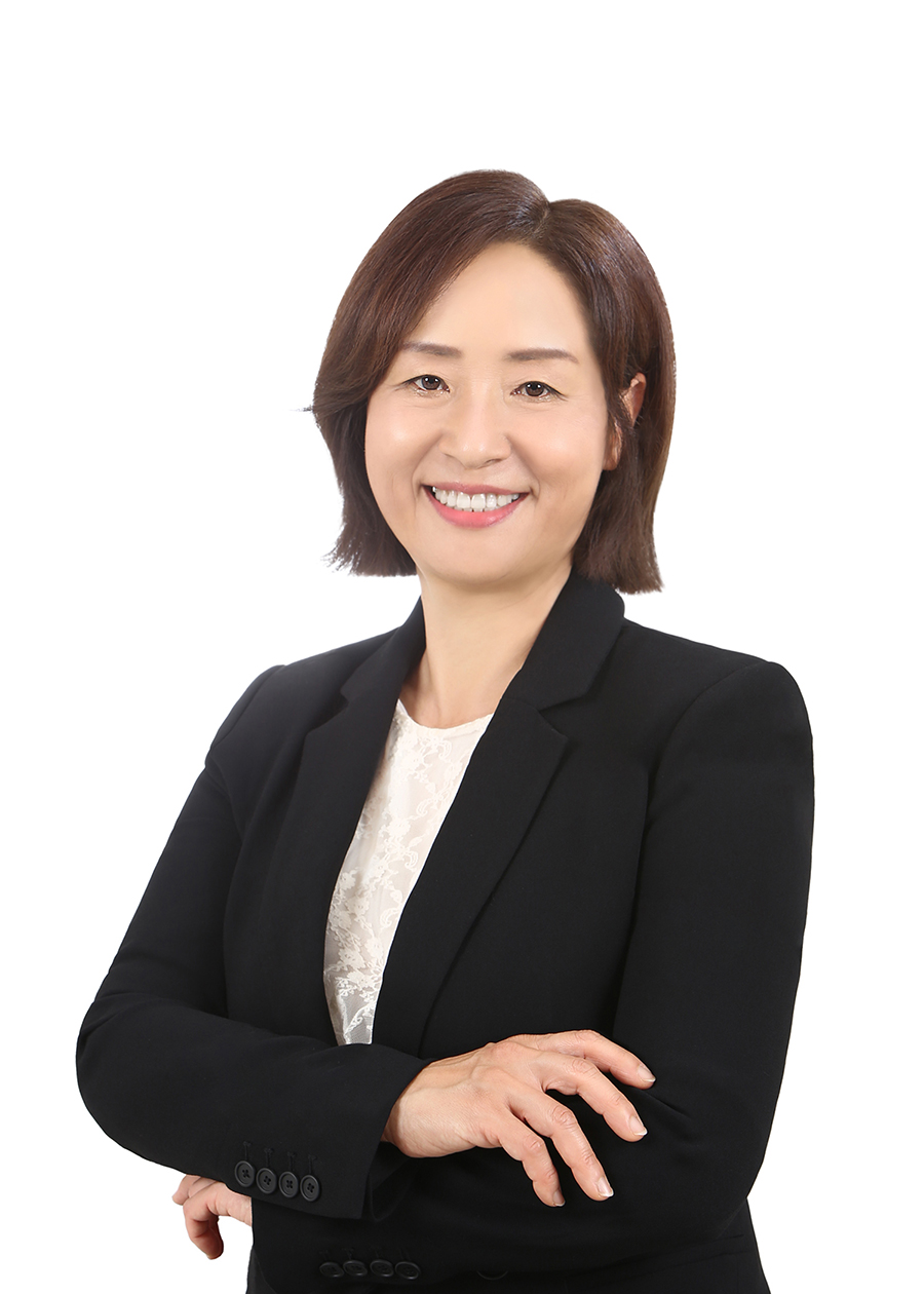 June Yu 유은주